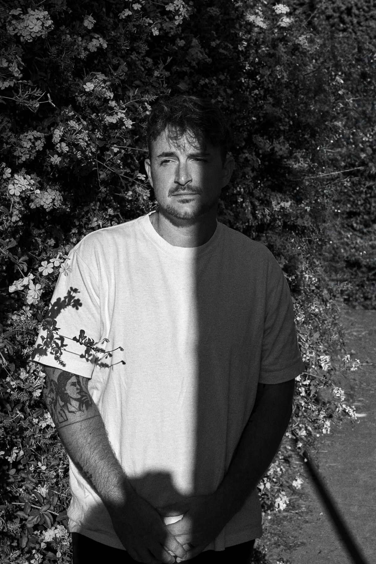 Portrait of Dustin Kuhns.